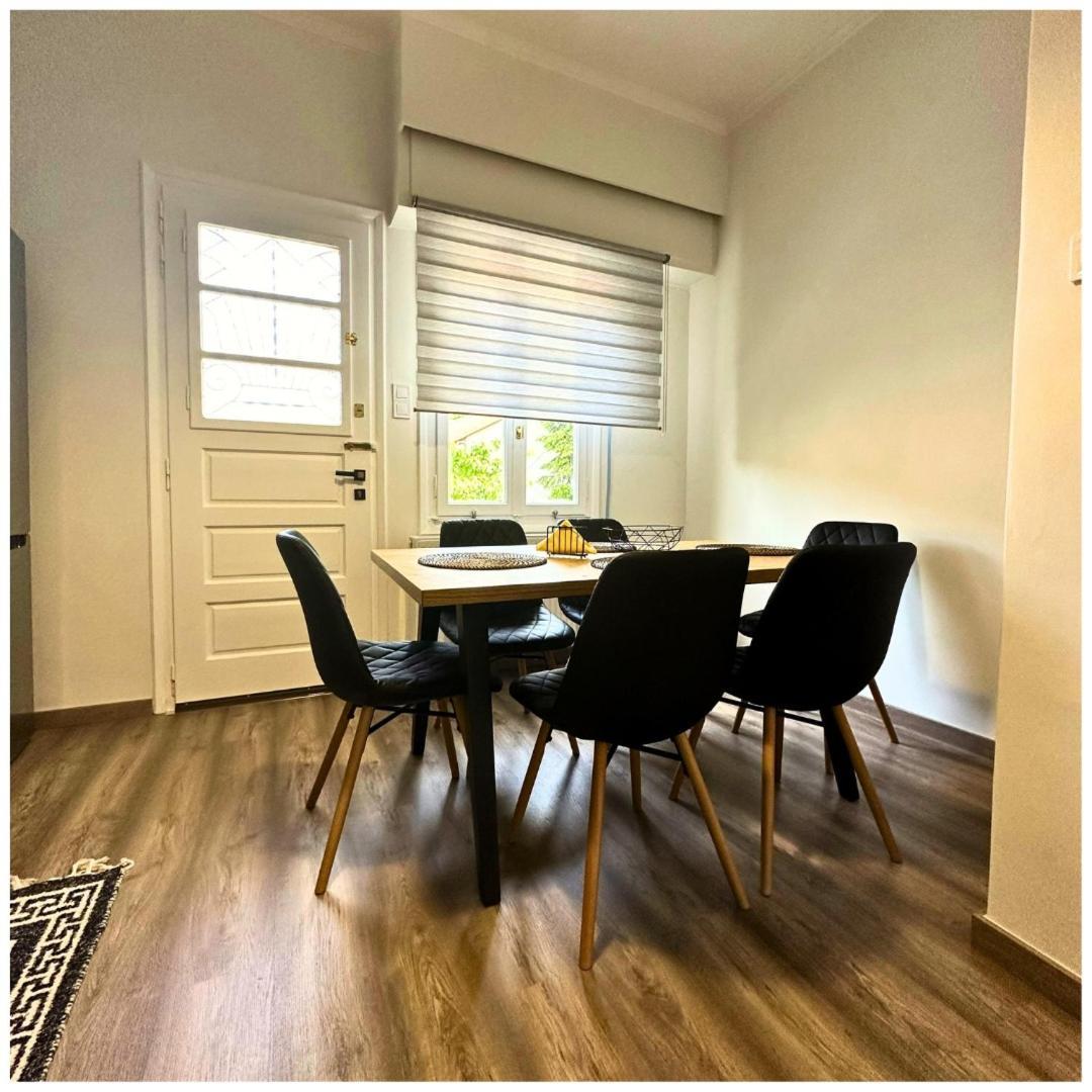 Memories Apartments Μονοκατοικία Στο Καρπενήσι エクステリア 写真