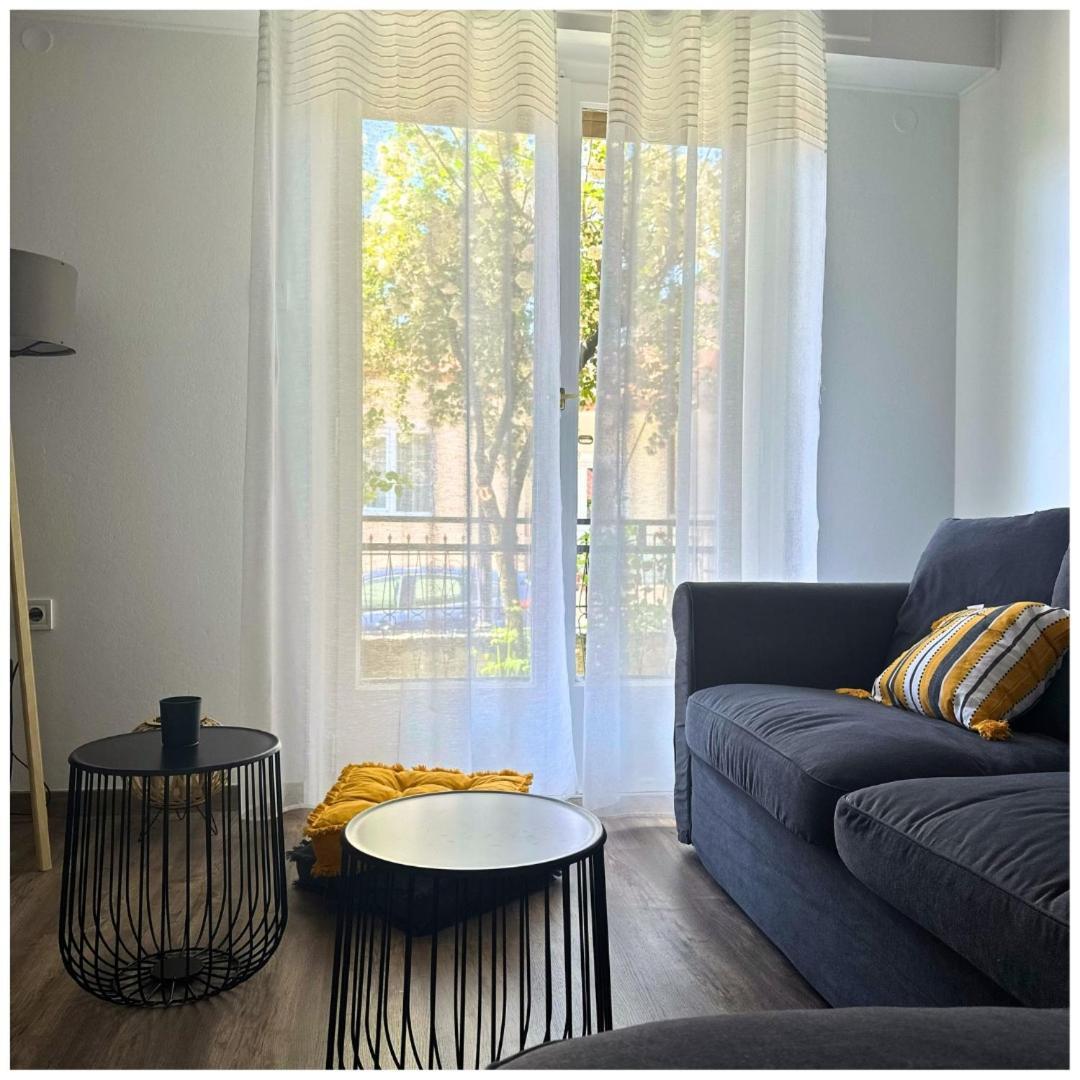 Memories Apartments Μονοκατοικία Στο Καρπενήσι エクステリア 写真