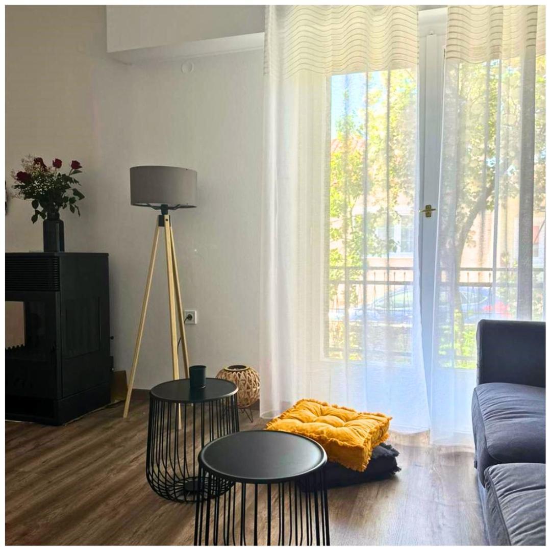 Memories Apartments Μονοκατοικία Στο Καρπενήσι エクステリア 写真